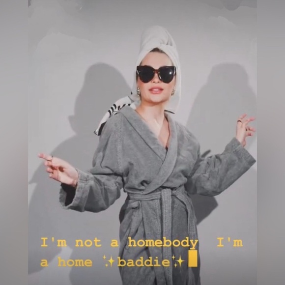 🦋LULU is LIVE🦋 - Picture 3 of 8